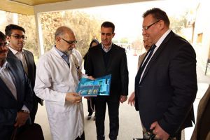 بازدید معاون وزیر و هیئت همراه بهداشت و درمان کشور بلاروس از مرکز قلب و عروق شهید رجایی: عکس شماره 12 / 12